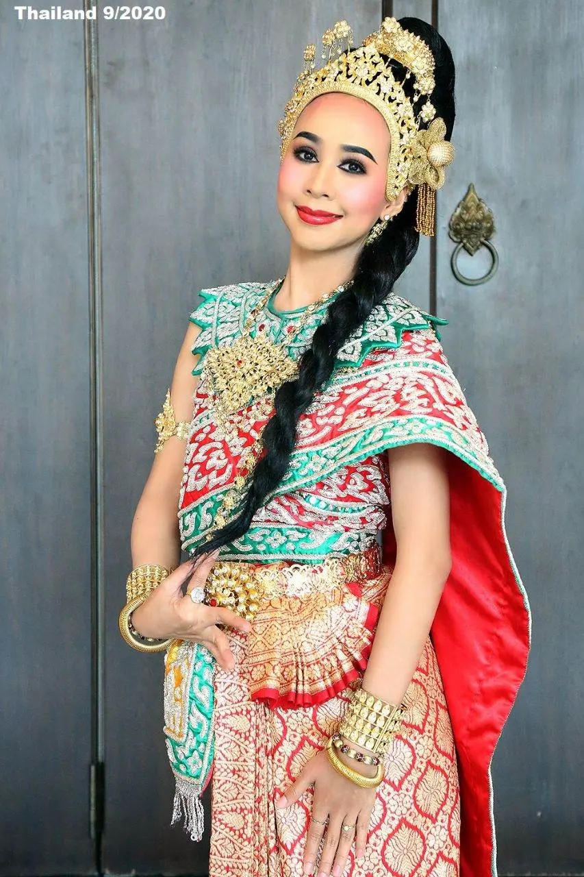 PHRA MAE THORANI Thai Dancer 🇹🇭