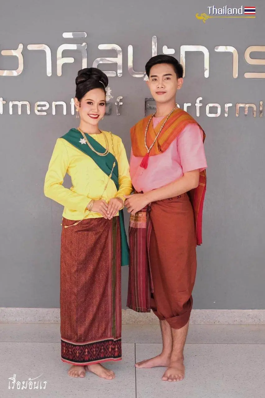 🇹🇭 THAILAND | REUAM AN RAY DANCE: ISAN FOLK PERFORMANCE