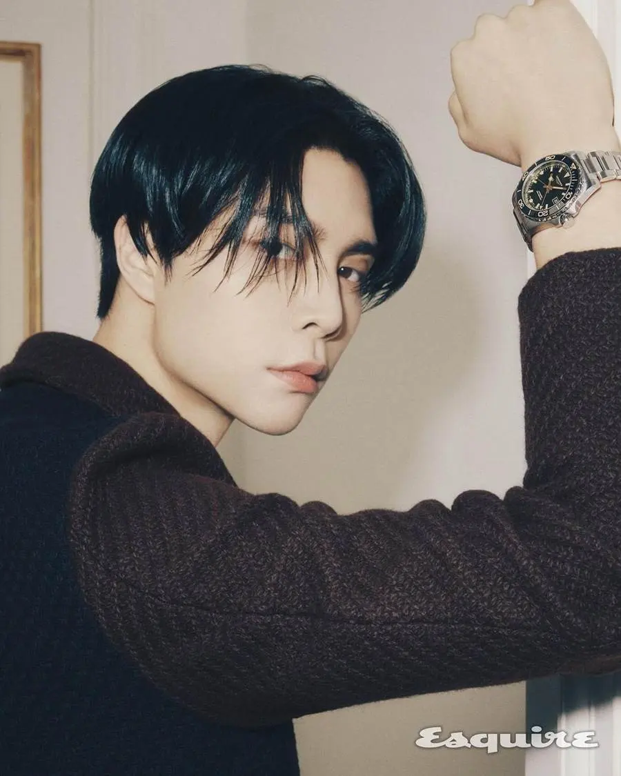 (NCT) Johnny @ Esquire Korea October 2023