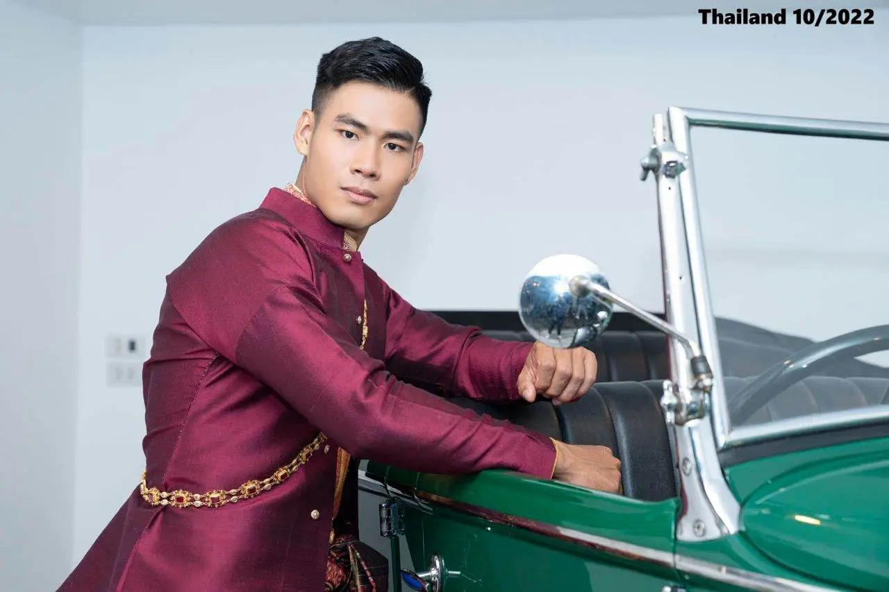 Mister Global 2021 in Thai Costume 🇹🇭🇻🇳
