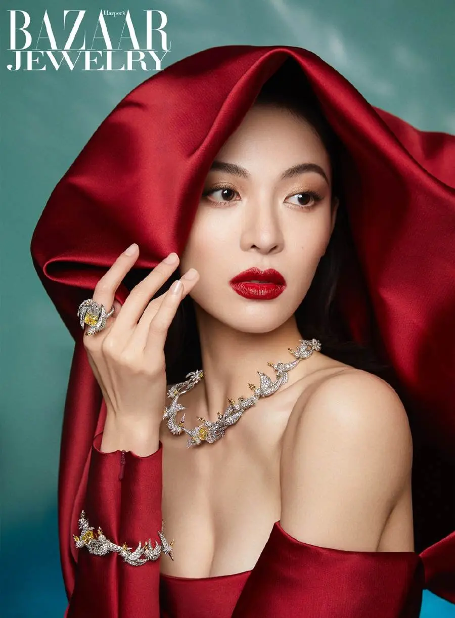 Zhong Chuxi @ Harper's BAZAAR Jewelry China October 2023