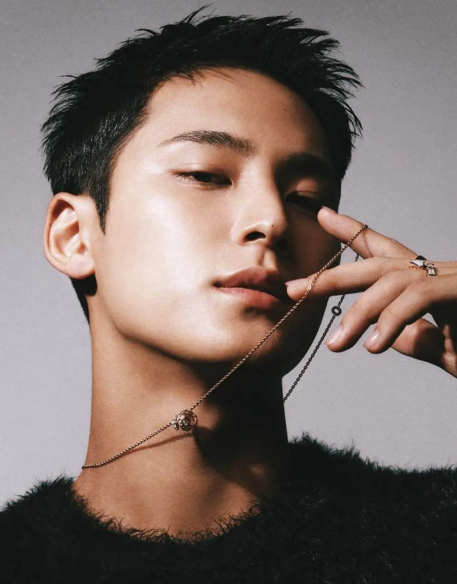 Mingyu @ Cosmopolitan Korea December 2023