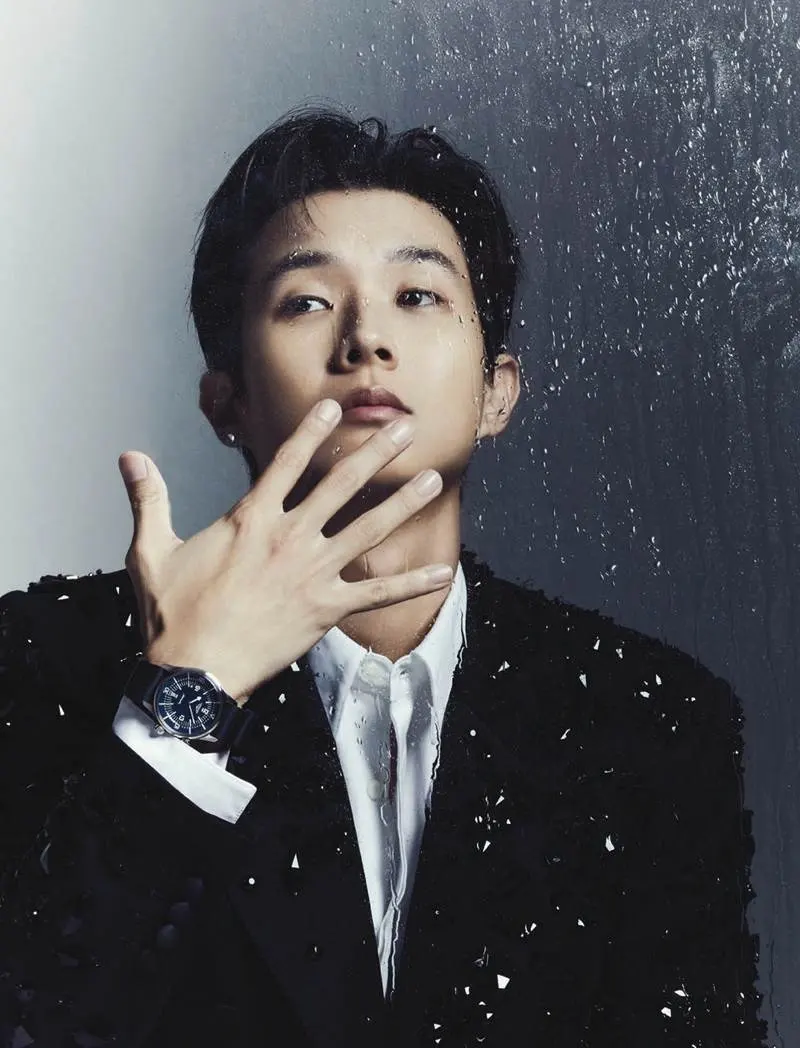 Choi woo shik @ Esquire Korea January 2024