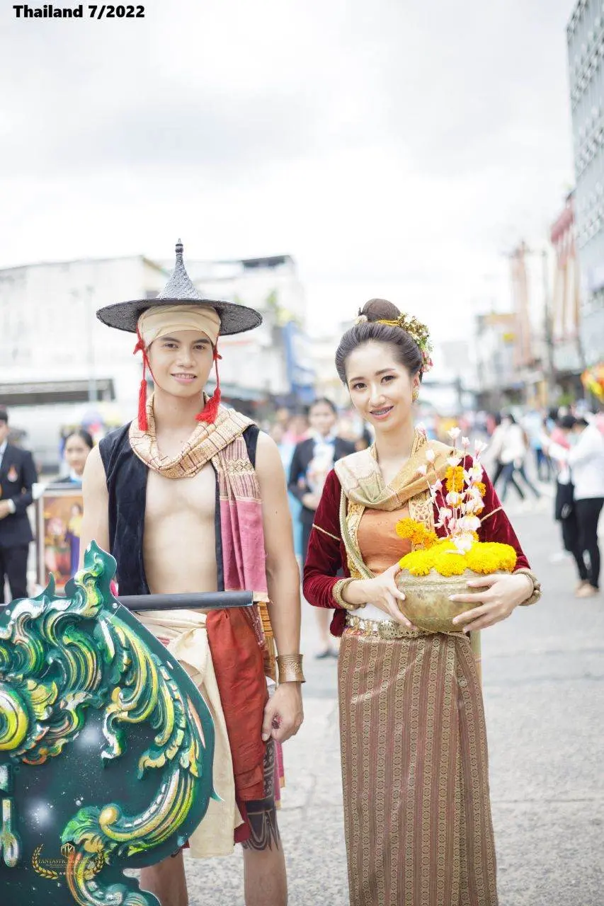 2022 Ubon Ratchathani Candle Festival Parade 🇹🇭