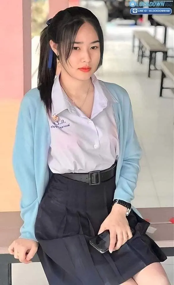 Thai student school uniform | THAILAND 🇹🇭