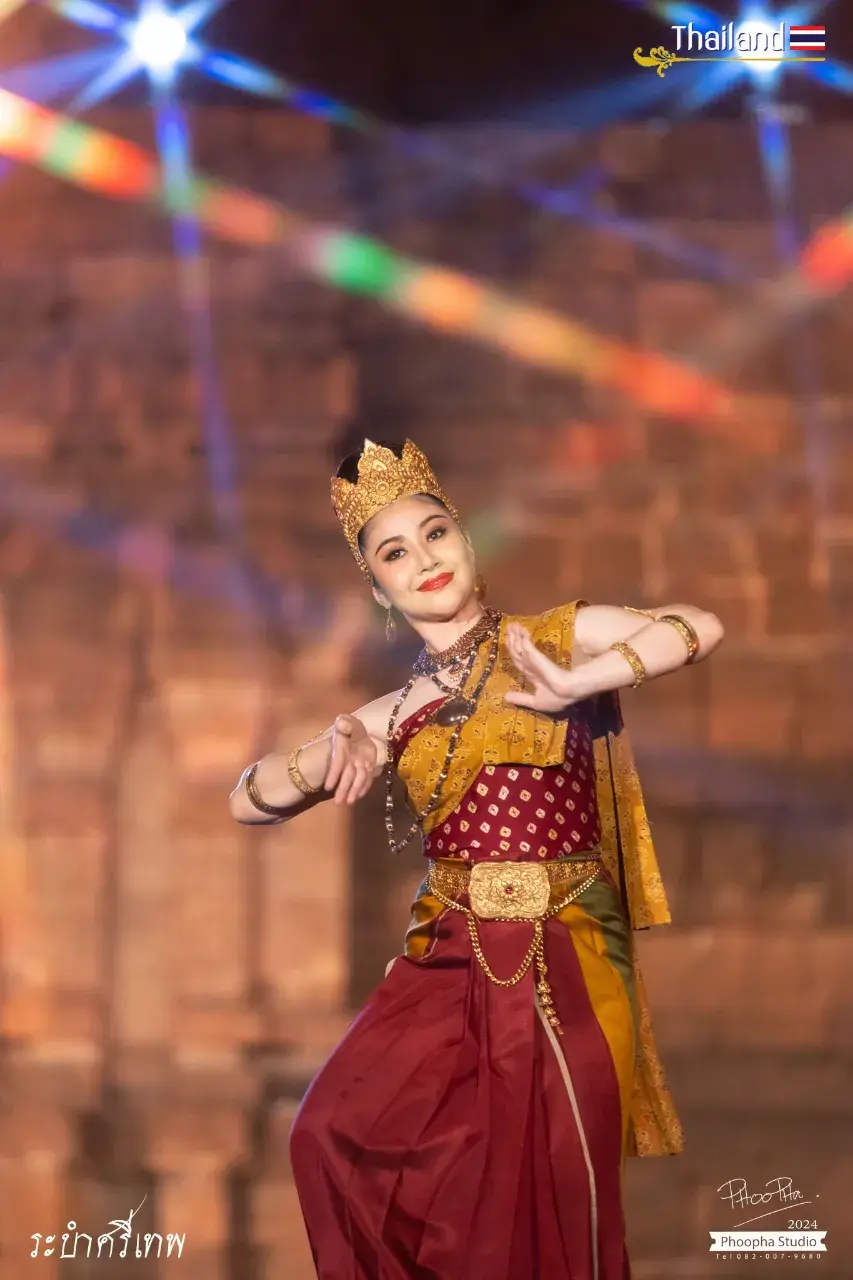 THAILAND 🇹🇭 | Rabam SiThep: Dvaravati Dance