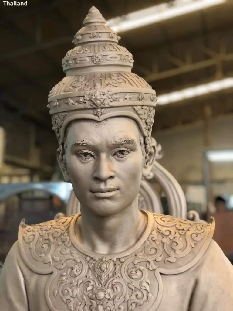 Sculpture of Phaya Mangrai 🇹🇭