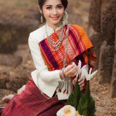 Kuy Ethnic Lady of Thailand 🇹🇭