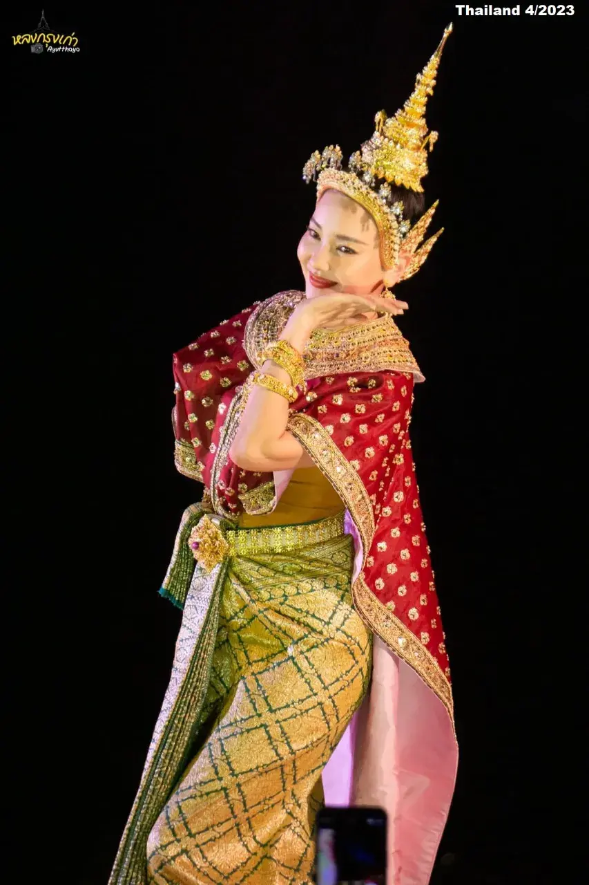 Nune Woranuch in Sita Thai Khon Dance Costume 🇹🇭