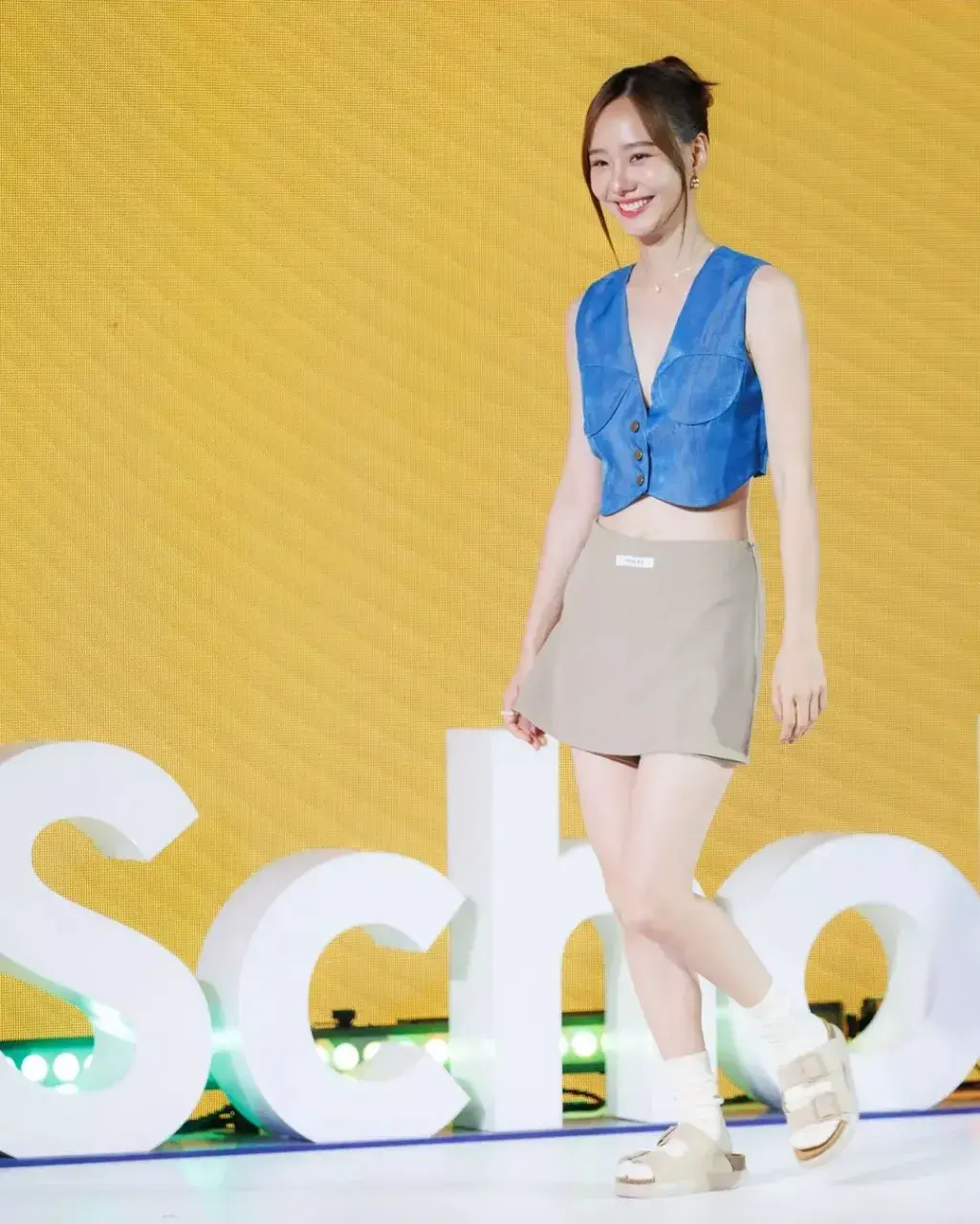 เต้ย จรินทร์พร งานเปิดตัวคอลเลคชันใหม่ล่าสุด Scholl