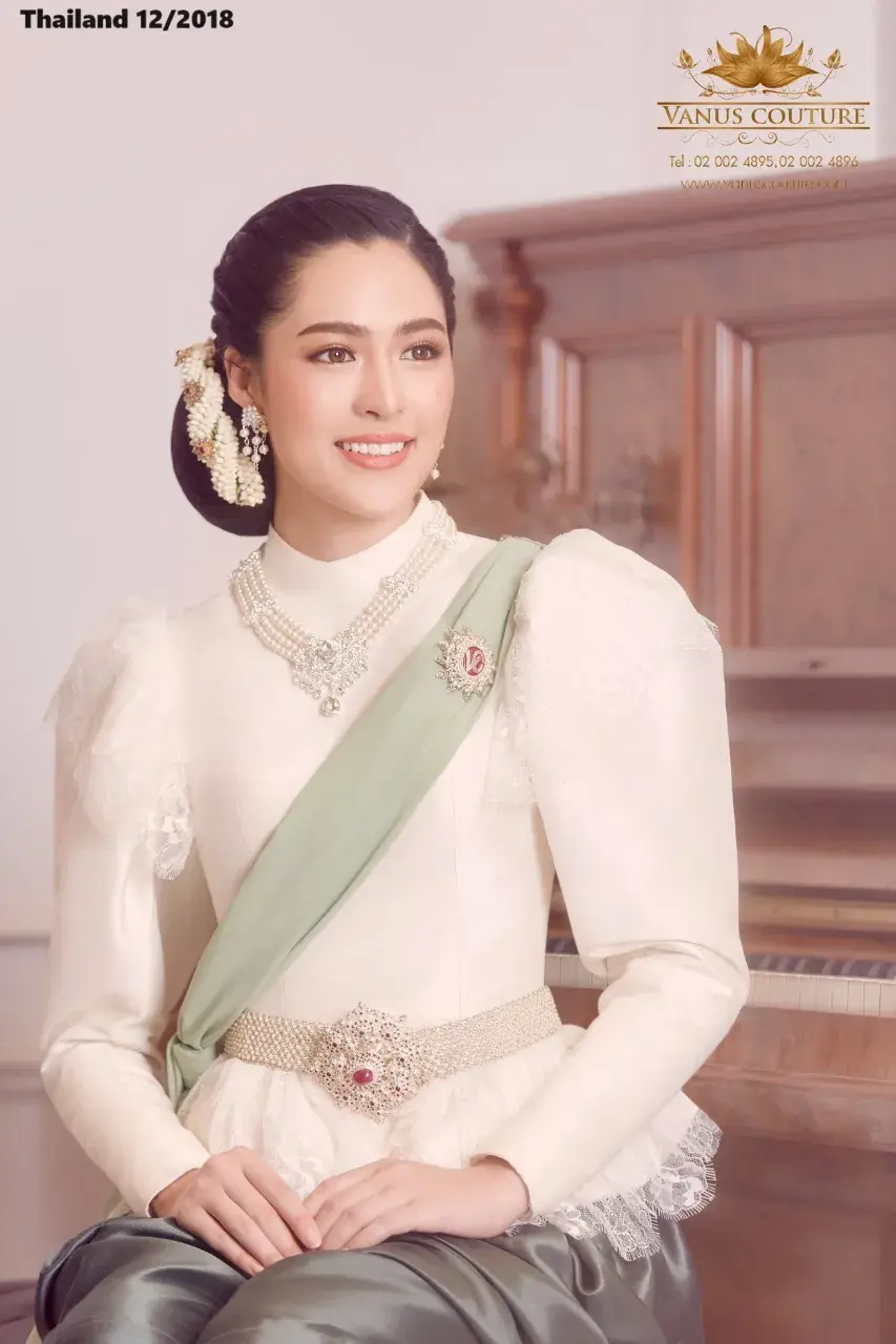 Thai Costume of King Rama V Period 🇹🇭