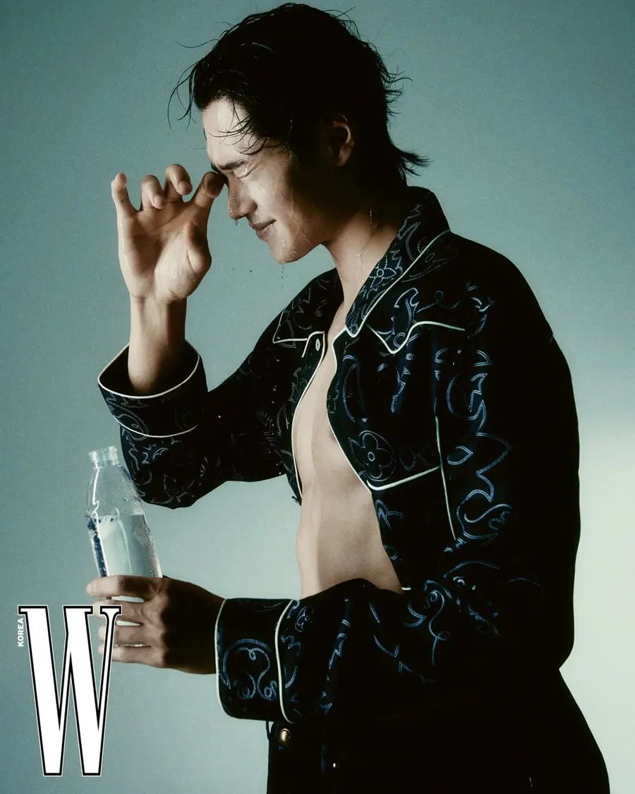 Oh Sang uk @ W Korea September 2024