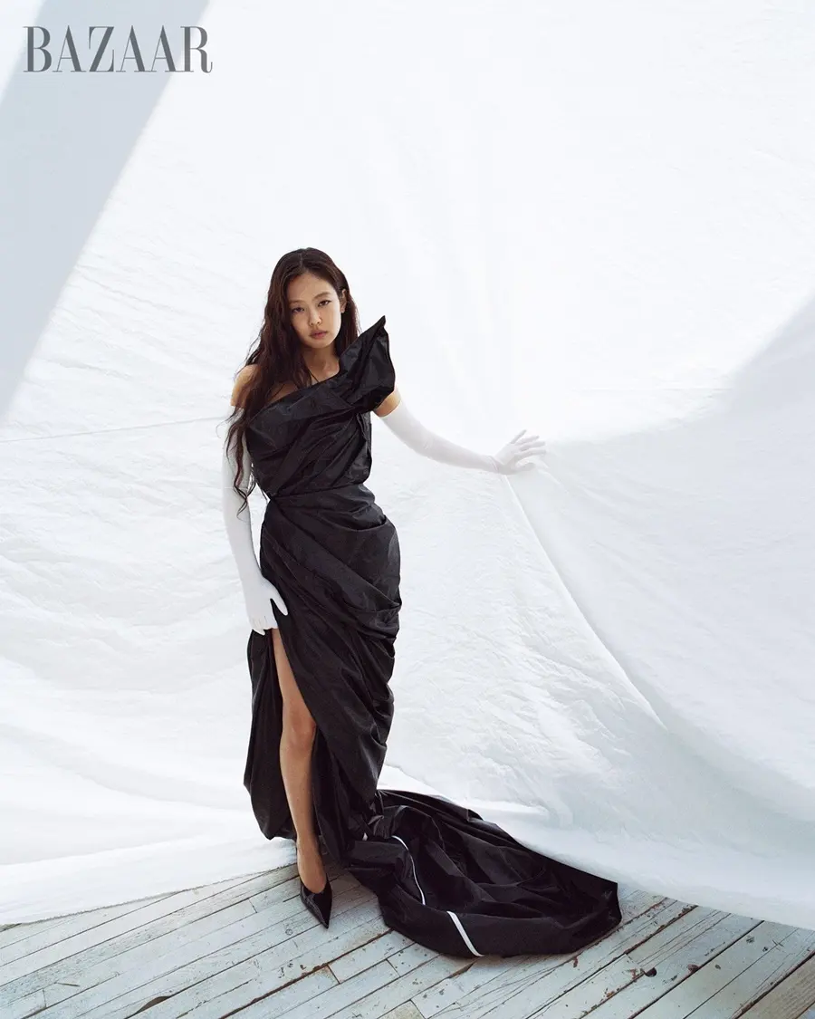 JENNIE @ Harper's BAZAAR US October 2024