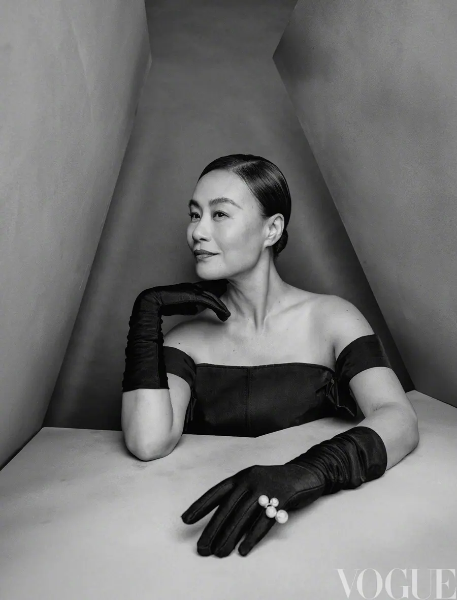 Joan Chen ,Carina Lau ,Vivian Wu ,Yan Bingyan & ZhaoTao @ VOGUE China October 2024