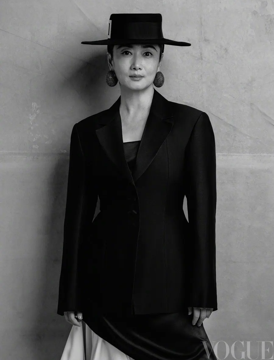 Joan Chen ,Carina Lau ,Vivian Wu ,Yan Bingyan & ZhaoTao @ VOGUE China October 2024