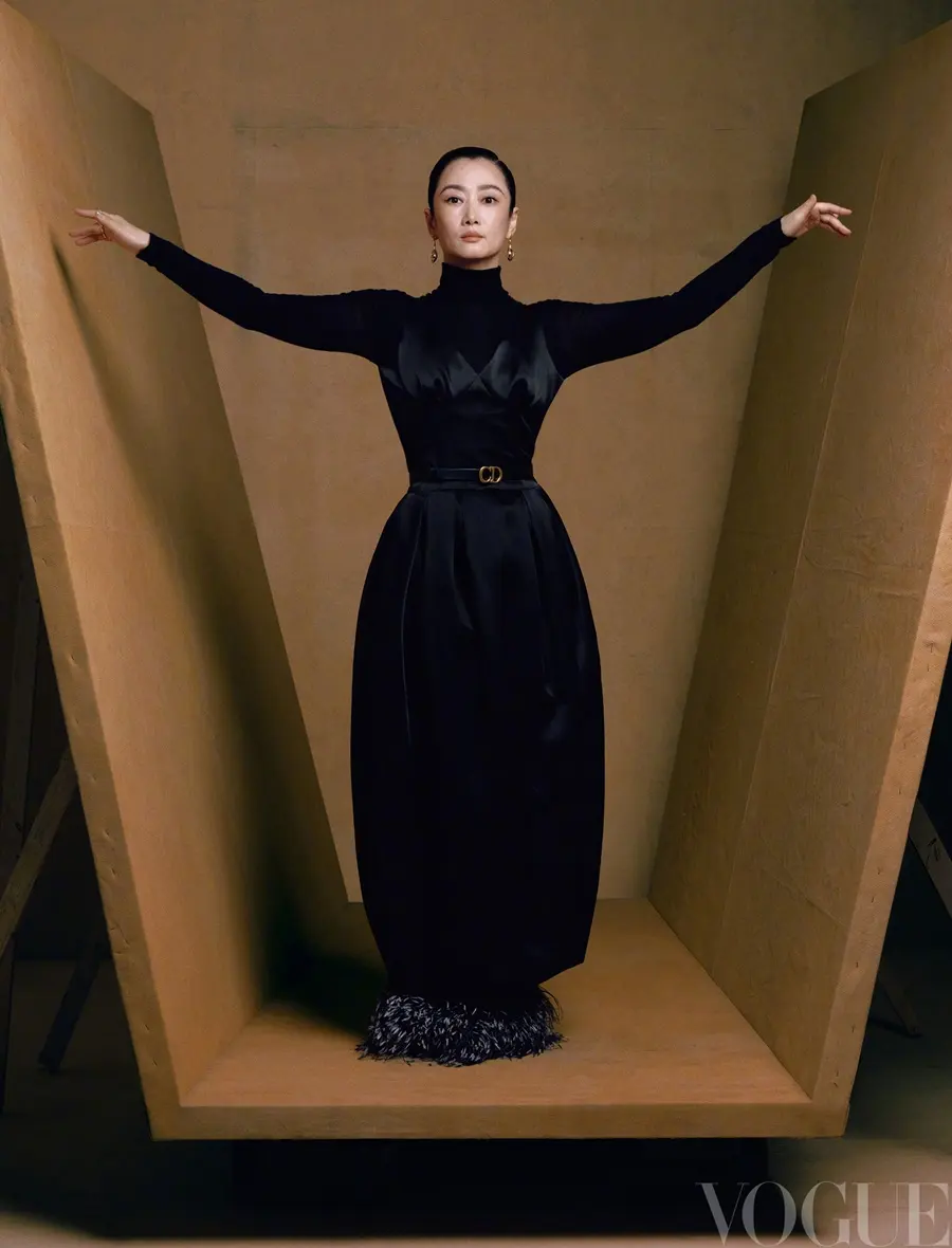 Joan Chen ,Carina Lau ,Vivian Wu ,Yan Bingyan & ZhaoTao @ VOGUE China October 2024