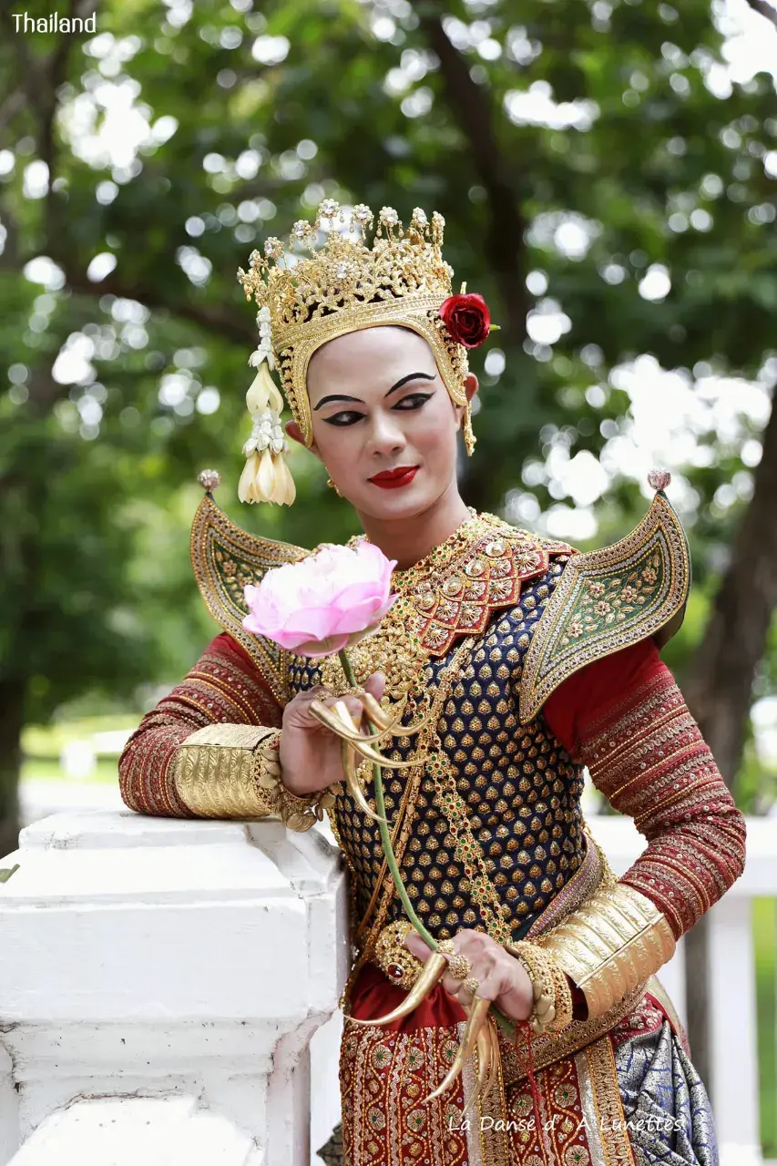 Thai Royal Dancers 🇹🇭