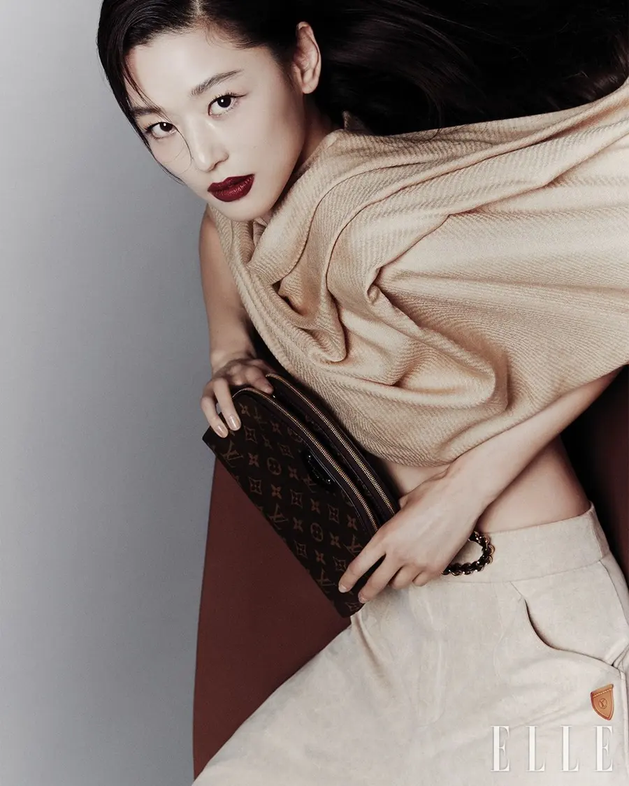 Jun Ji Hyun @ ELLE Korea November 2024