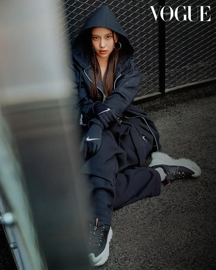 NewJeans @ VOGUE Korea November 2024