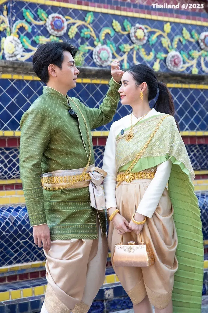 Mook and Bom in Thai Costumes 🇹🇭