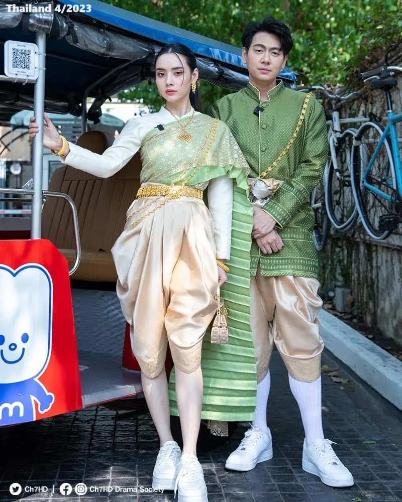 Mook and Bom in Thai Costumes 🇹🇭