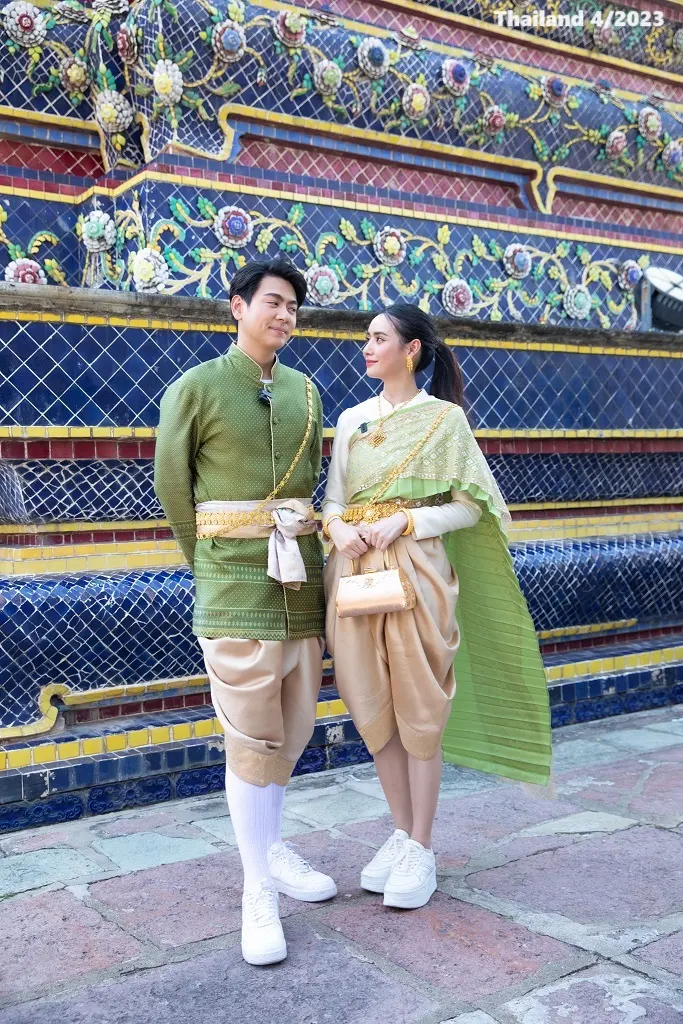 Mook and Bom in Thai Costumes 🇹🇭