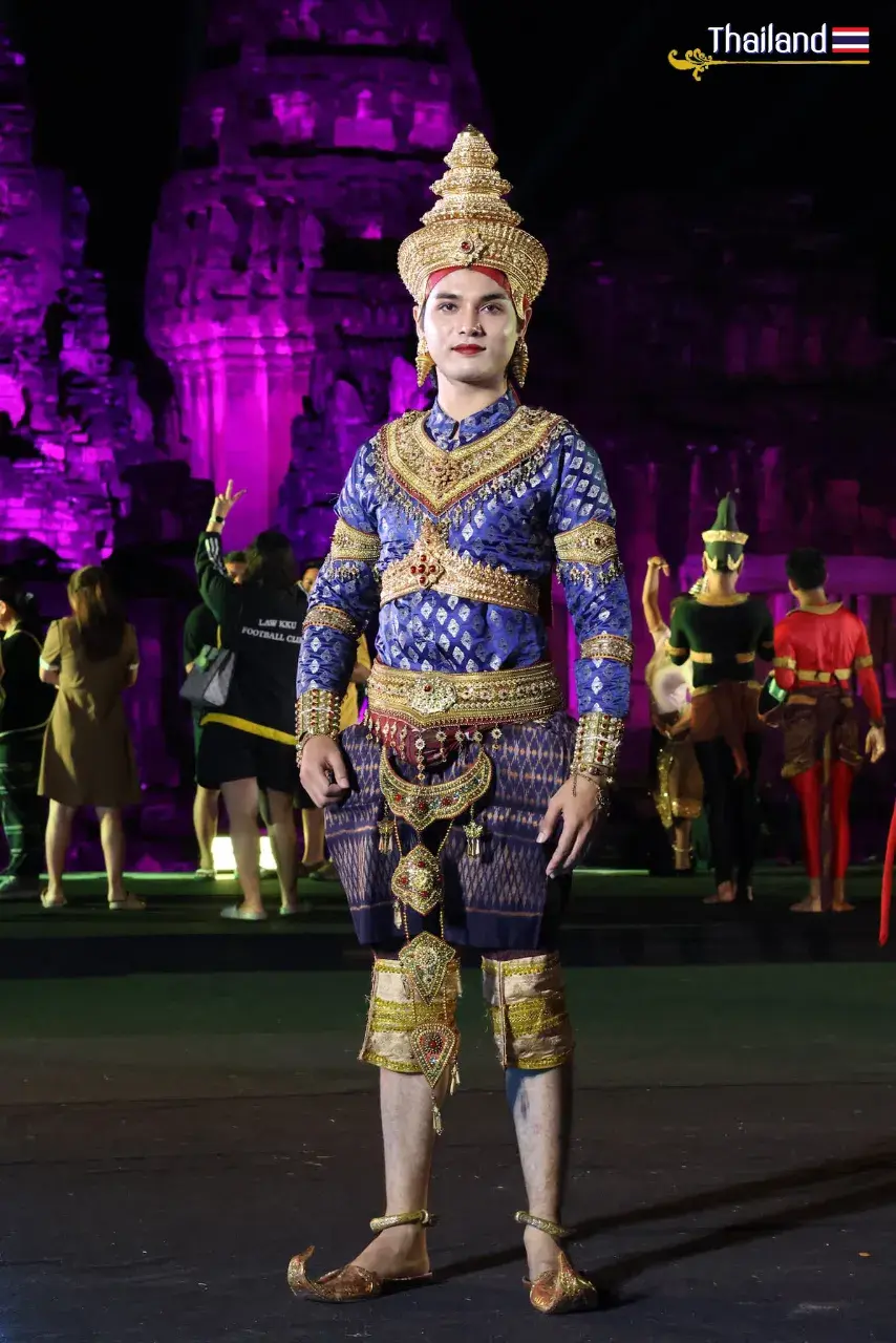 THAILAND 🇹🇭 | Phimai Festival lights up historical park