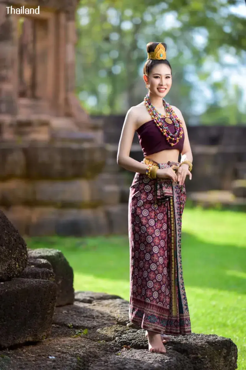 Thai Lady in Dvaravati Costume 🇹🇭