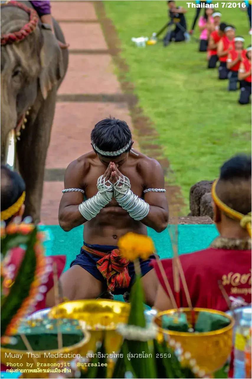 'Wai Khru Muay Thai' by Buakaw Banchemek 🇹🇭