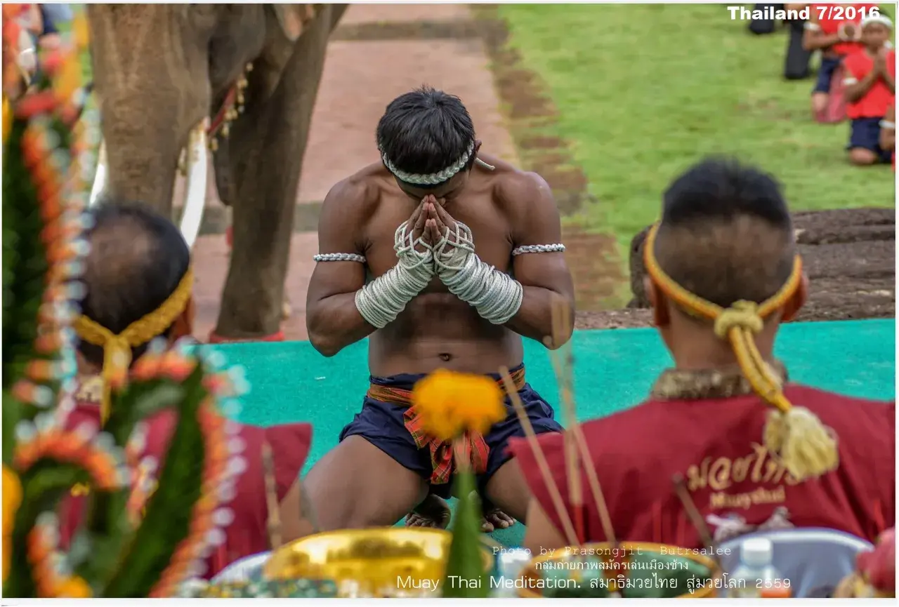 'Wai Khru Muay Thai' by Buakaw Banchemek 🇹🇭