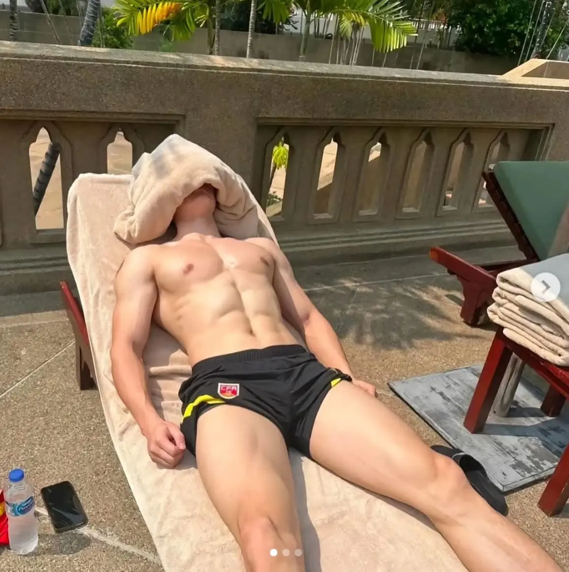 ผู้ชายให้ท่า [13]