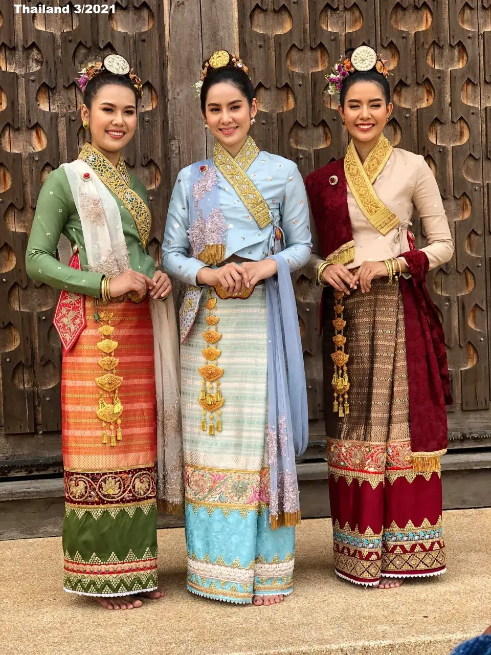 Thai Ladies in Tai Khun Costume 🇹🇭