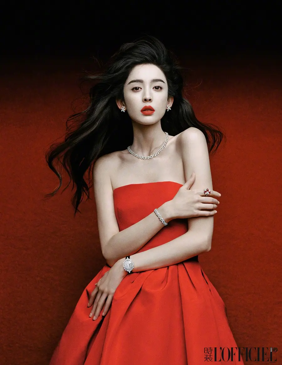 Nazha @ L’OFFICIEL China December 2024