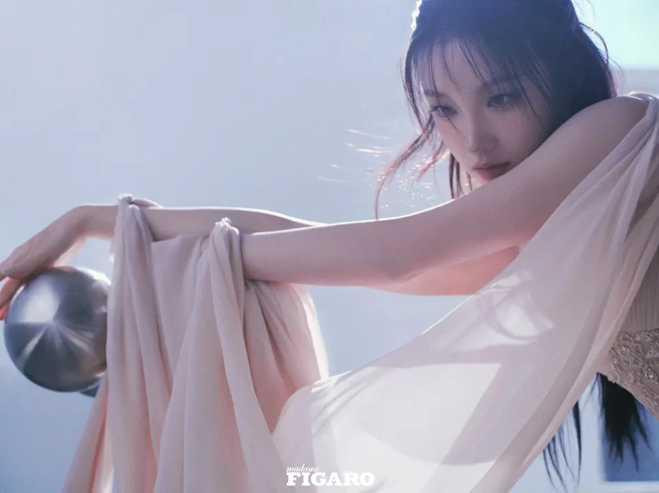 (G)I-DLE Yuqi @ madame FIGARO China December 2024