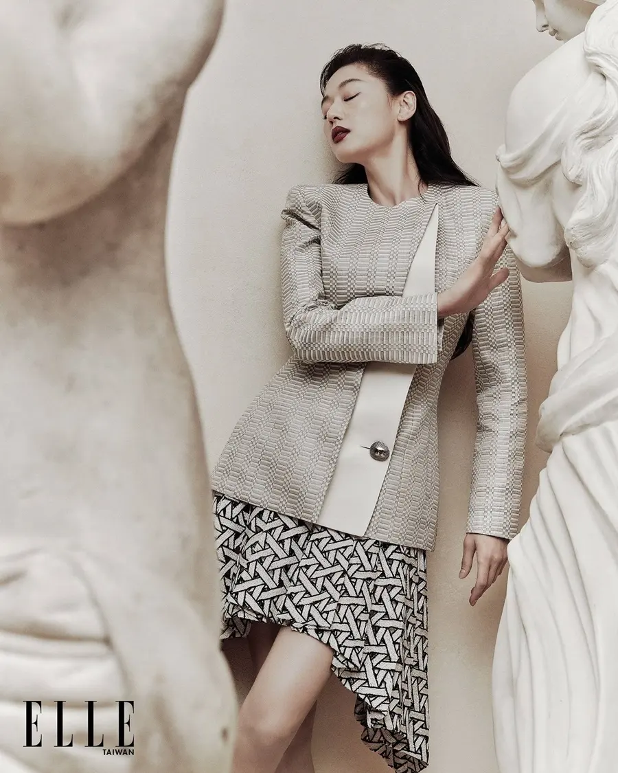 Jun Ji Hyun @ ELLE Taiwan January 2025