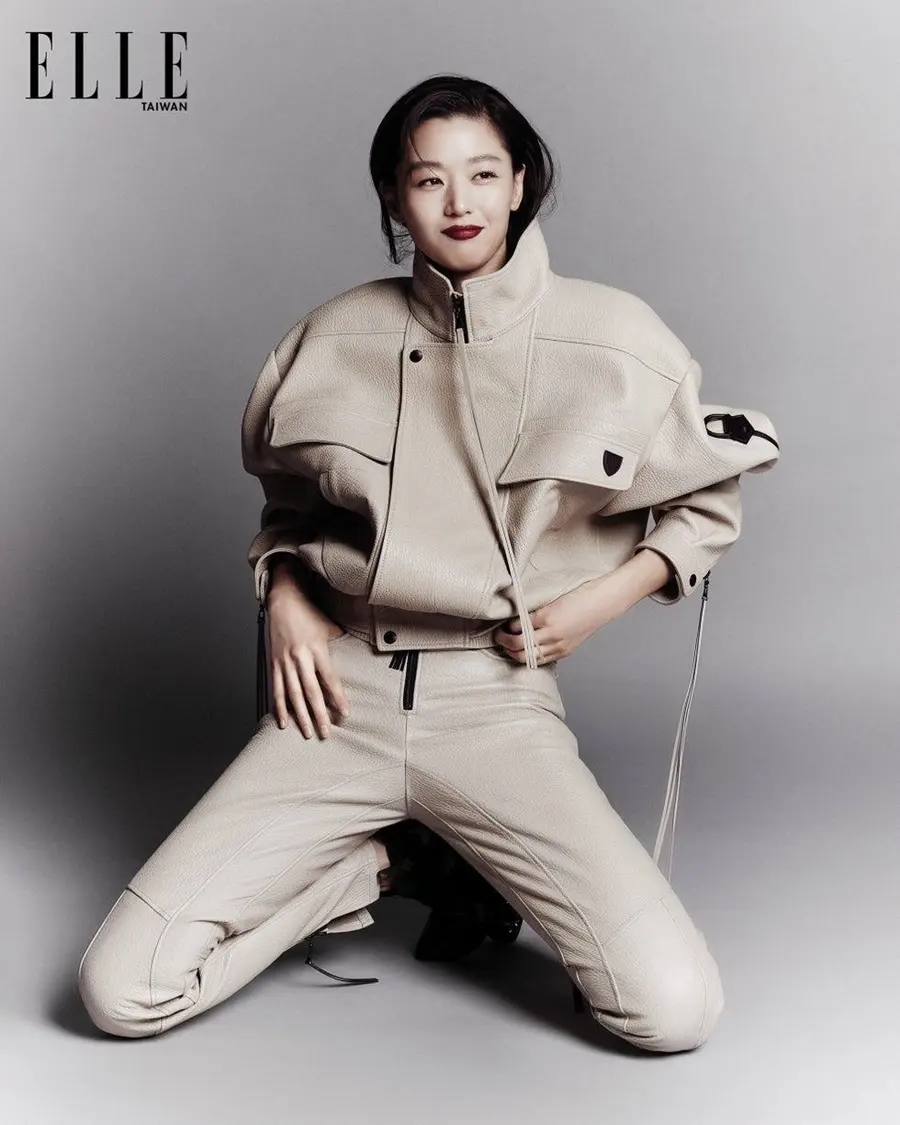 Jun Ji Hyun @ ELLE Taiwan January 2025