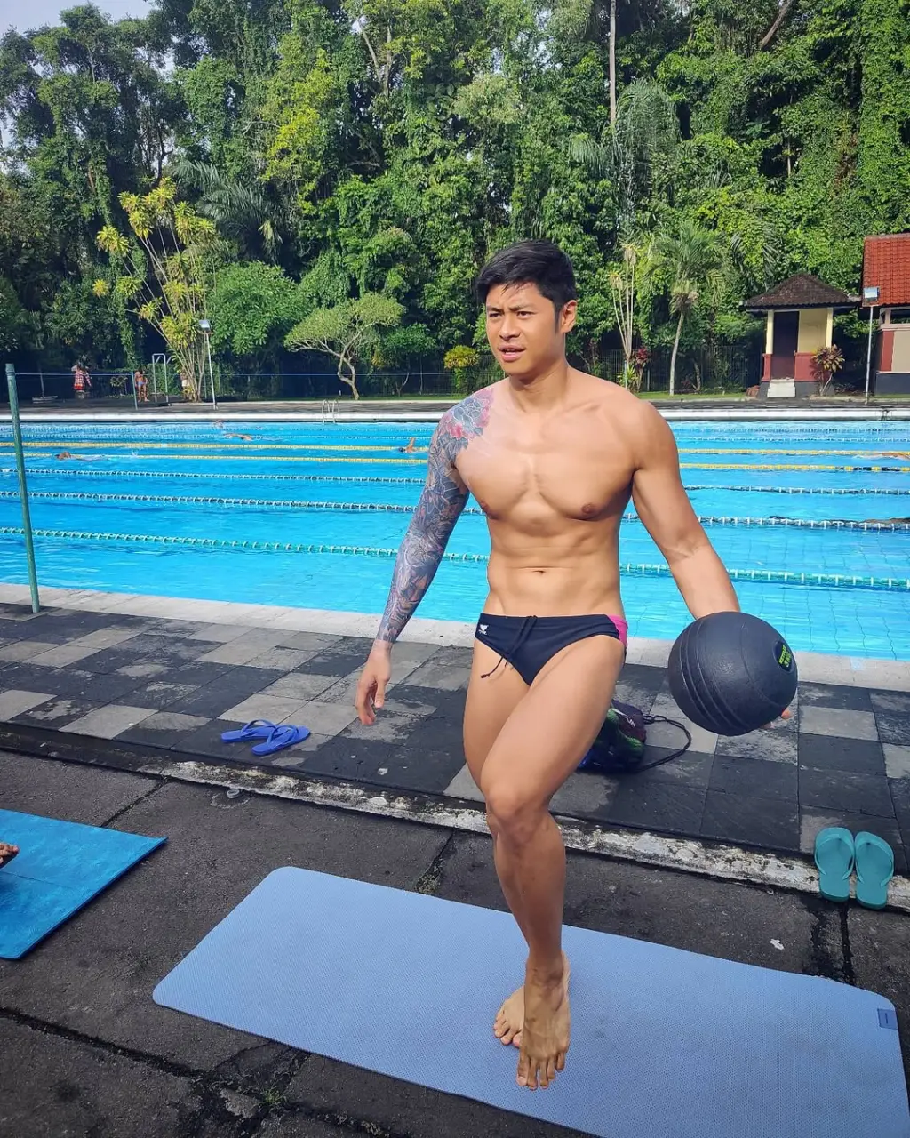 Indonesian swimmers : Glenn Victor Sutanto