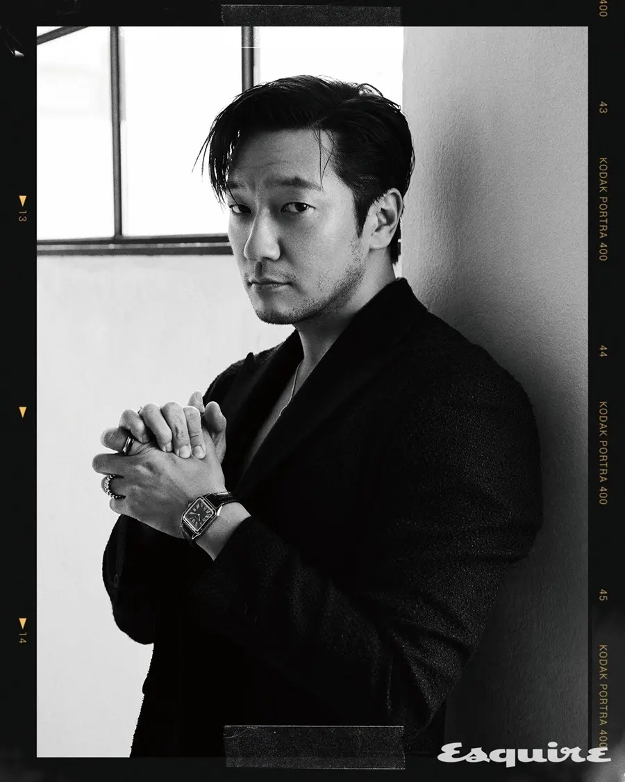 Son Suk Ku @ Esquire Korea January 2025