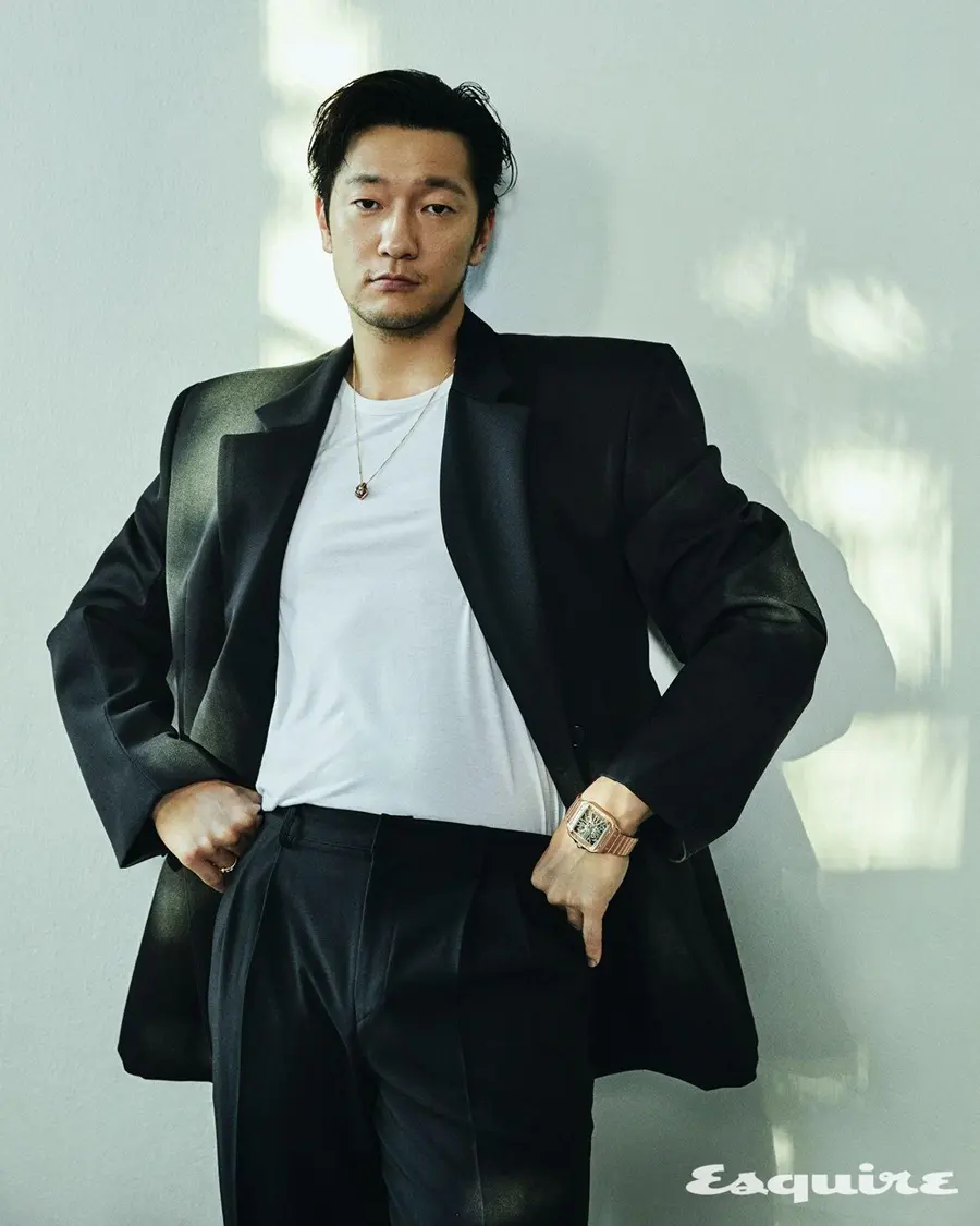 Son Suk Ku @ Esquire Korea January 2025