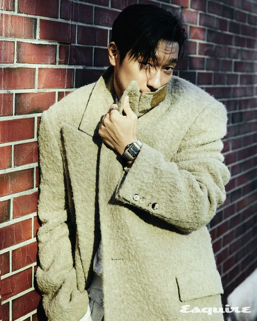 Son Suk Ku @ Esquire Korea January 2025