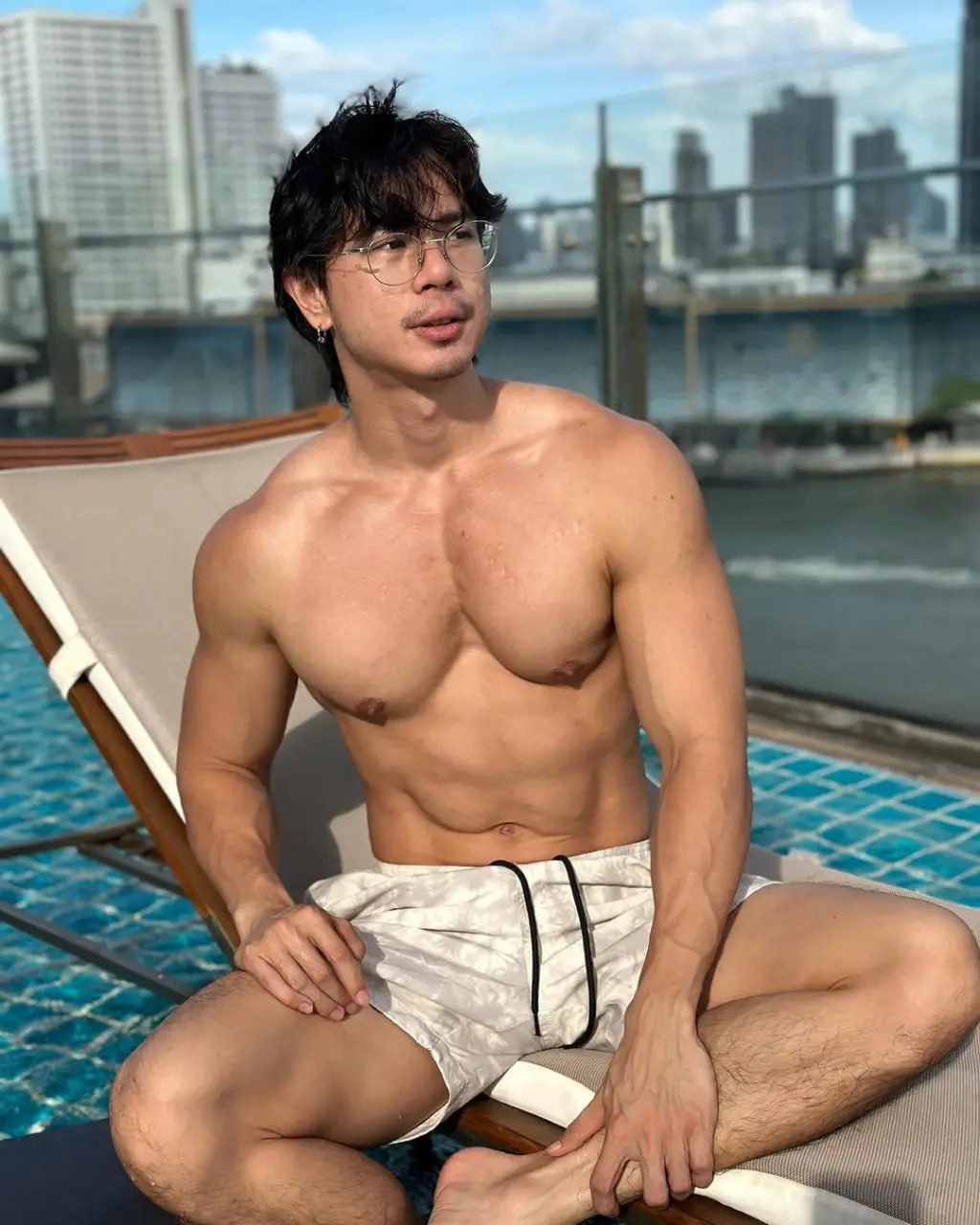 Cool GUY : Paolo Buenviaje