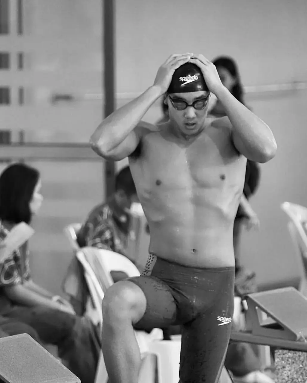 Thailand swimmer : Wasu Panturaksa