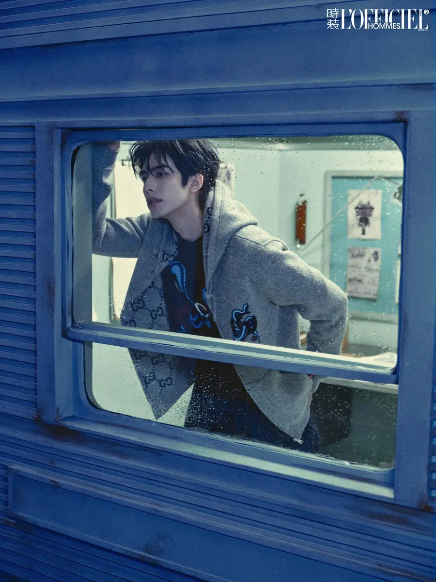 Song Weilong @ L’OFFICIEL HOMMES China January 2025