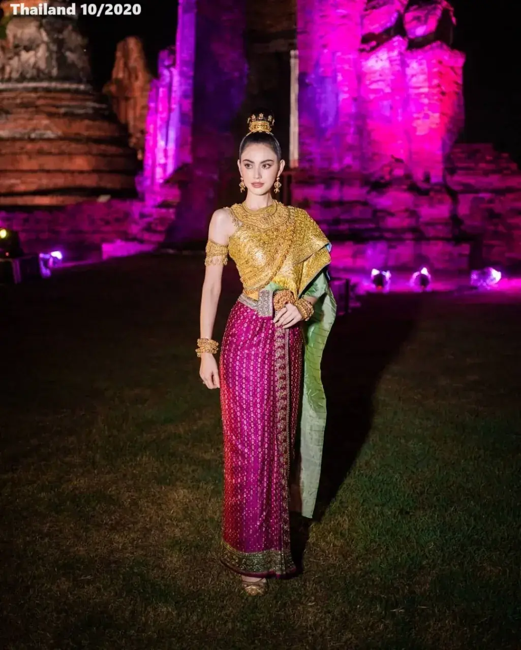 Mai Davika in Loy Krathong Day 🇹🇭