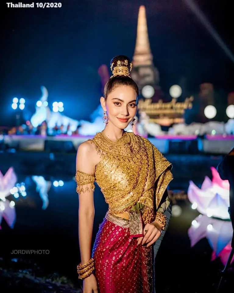 Mai Davika in Loy Krathong Day 🇹🇭