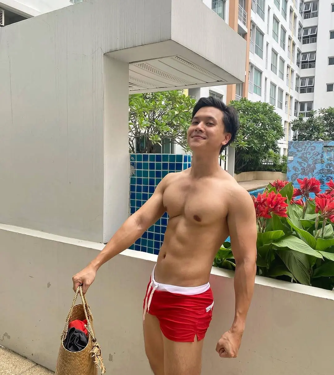 เห็นแล้วลิ้นสั่นระริก