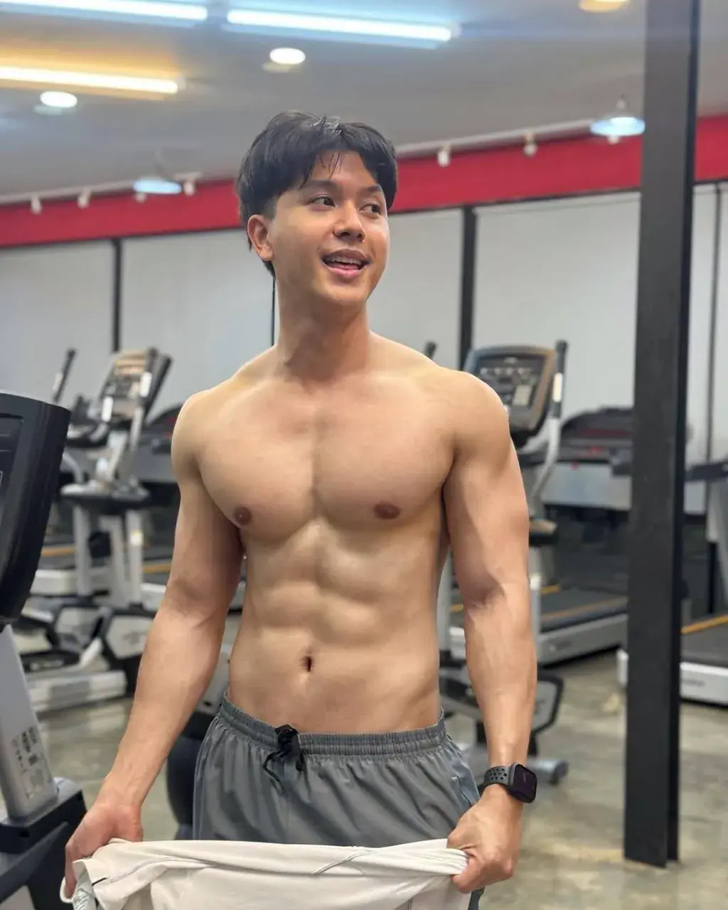 เห็นแล้วลิ้นสั่นระริก