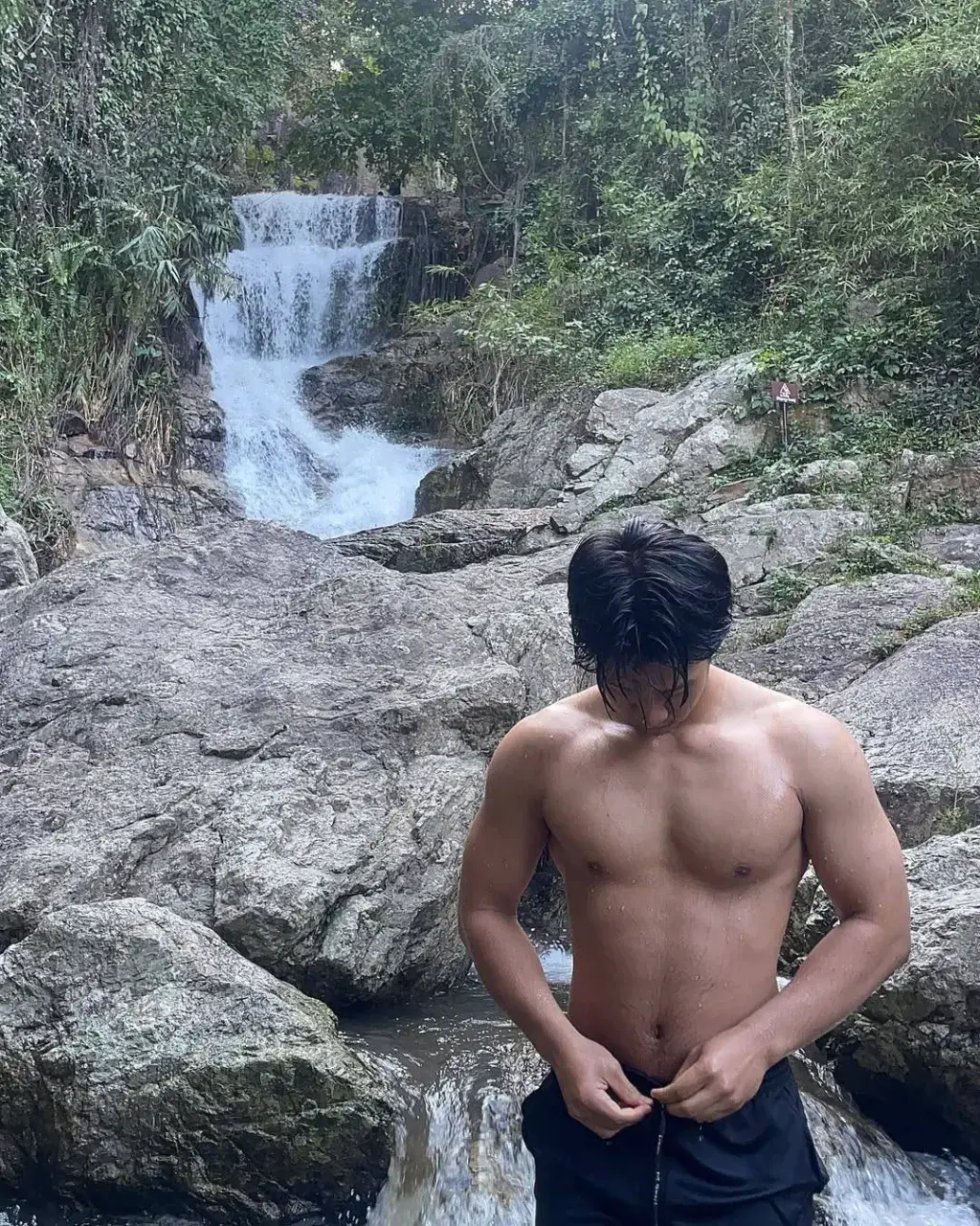 กรุบกรอบเคี้ยวเพลิน