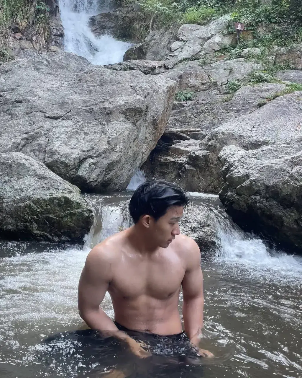 กรุบกรอบเคี้ยวเพลิน