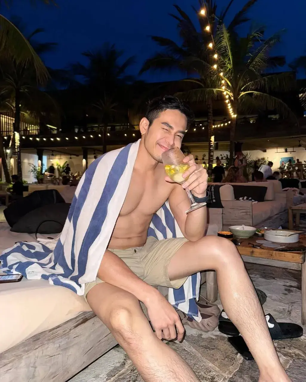 กรุบกรอบเคี้ยวเพลิน